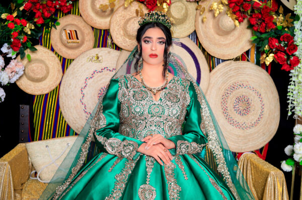 ⁦فساتين حفلات الحناء والغسل للايجار⁩ - الصورة ⁦4⁩