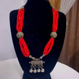 طوق اكسسوار للرقبة