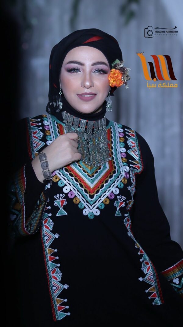⁦زي تراثي من محافظة ريمه⁩ - الصورة ⁦3⁩